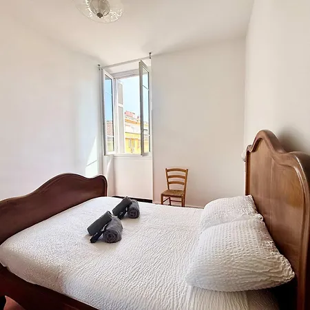 Casamea - T3, Famille, Clim, Centre Ajaccio شقة *